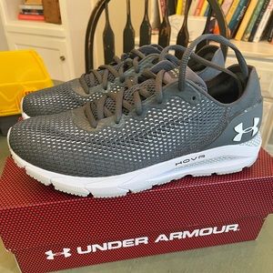 Excellent condition. Mens size 9